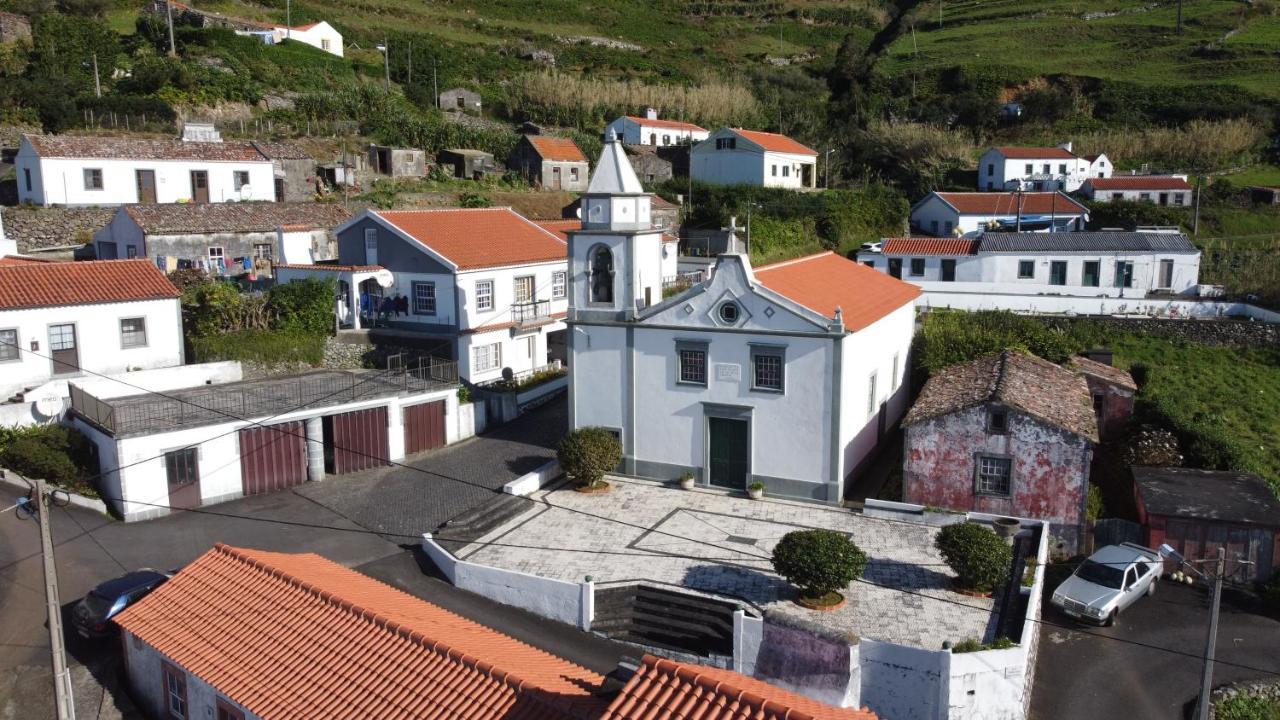 Alojamento Local M&I Lajes das Flores Εξωτερικό φωτογραφία