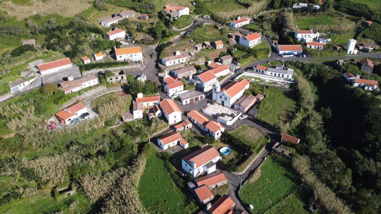 Alojamento Local M&I Lajes das Flores Εξωτερικό φωτογραφία