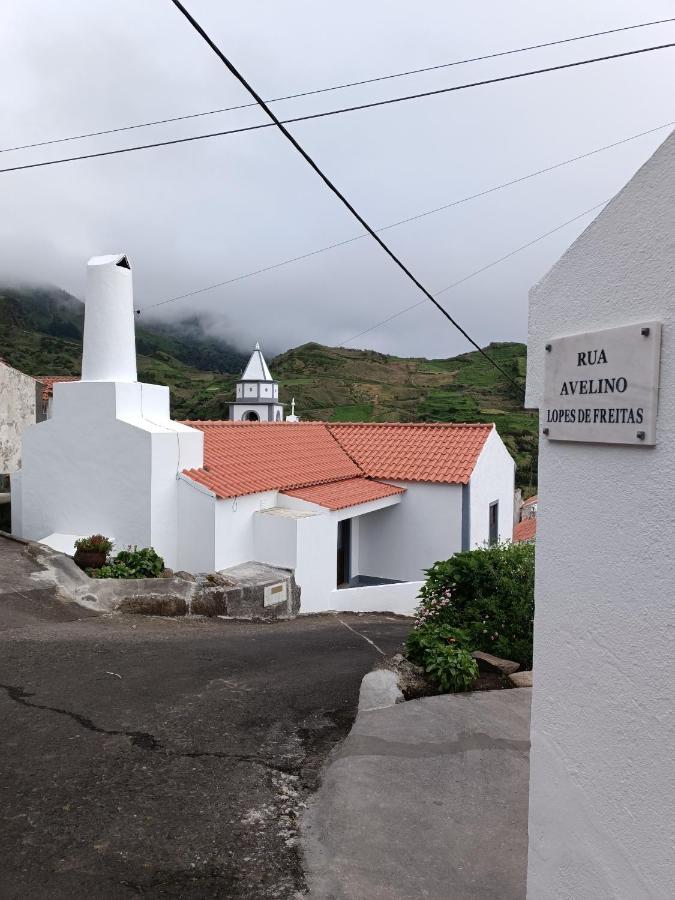 Alojamento Local M&I Lajes das Flores Εξωτερικό φωτογραφία